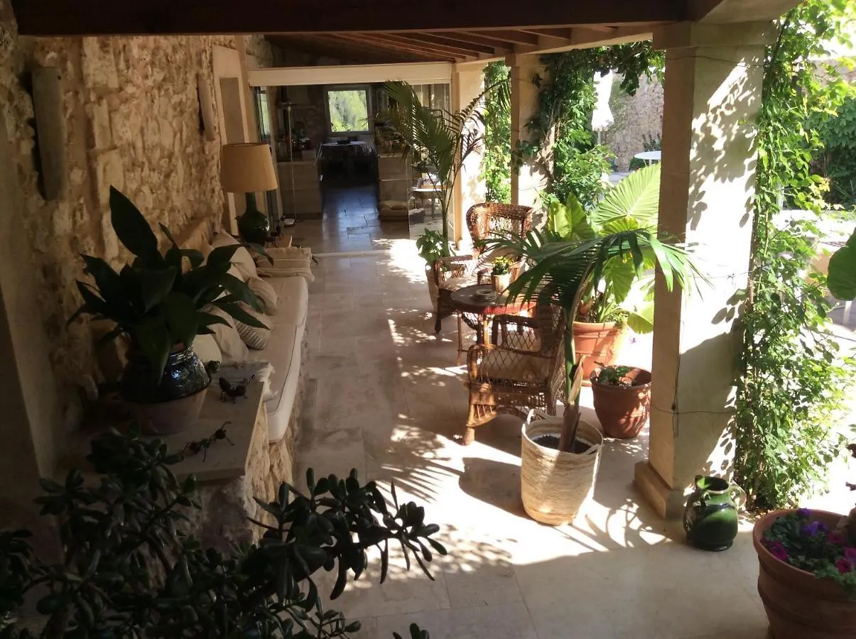 La Casa De Piedra Bed and Breakfast Viladellops Bed & Breakfast