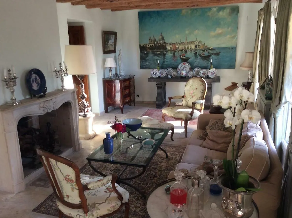 La Casa De Piedra Bed and Breakfast Viladellops 3*,  Spagna